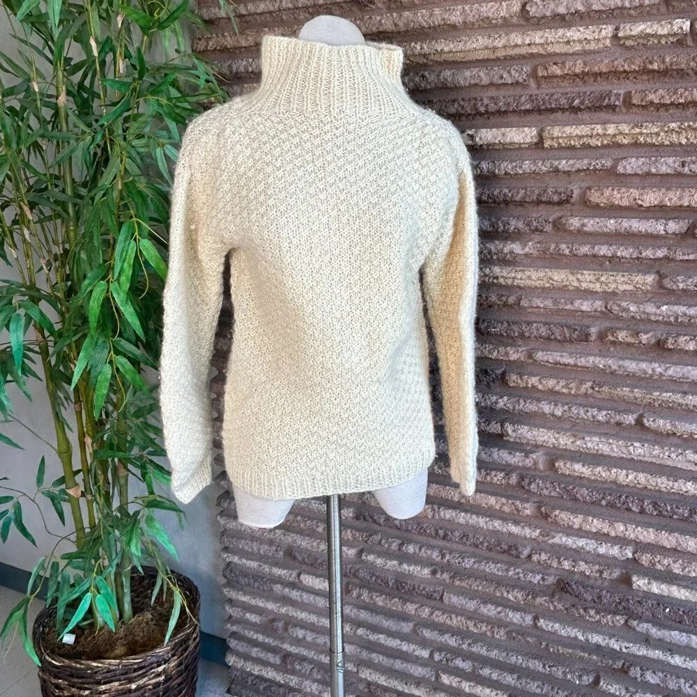 Vintage Ivory Handmade Chunky Knit Wool Turtleneck Sweater